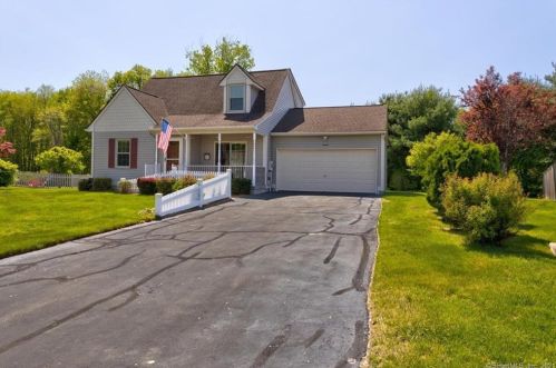16 Crystal Dr, East Granby, CT 06026-8706