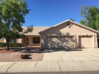 8370 Michelle Dr, Peoria, AZ 85382-8036