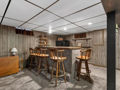 1044 Union Rd, Manitowoc WI 54220-9451 exterior