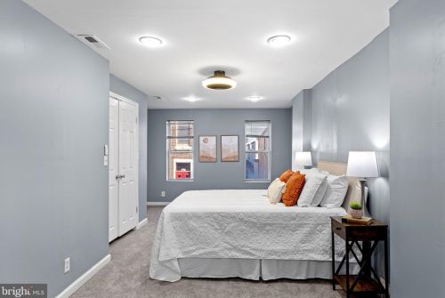 1229 Heald St, Wilmington DE  19802-5240 exterior