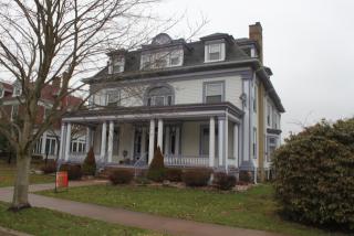 1440 Elk St, Franklin, PA 16323-1618