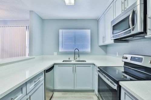 1607 Pentecost Way, San Diego, CA 92105-5704