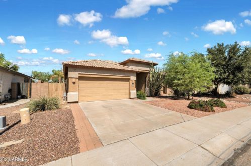 228 124th Ave, Avondale AZ  85323-8049 exterior
