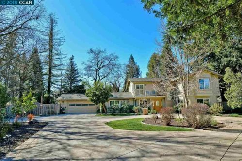 4 Buckeye Ln, Danville, CA 94526-2727