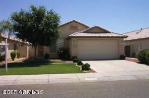 8559 Paradise Dr, Peoria, AZ 85345-8165