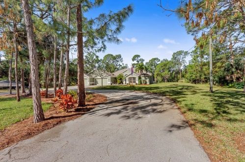 25566 Luci Dr, Bonita Springs, FL 34135-8813