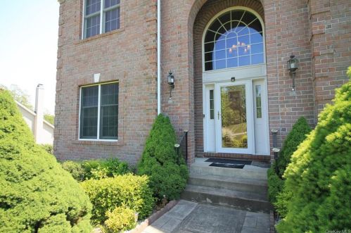 132 Devon Farms Rd, Stormville, NY 12582-5268