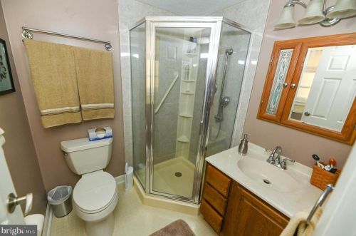 17 Briarwood Rd, Shrewsbury PA  17361-1801 exterior