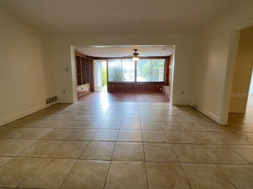 6714 Nina Rosa Dr, Orlando FL  32819-7514 exterior