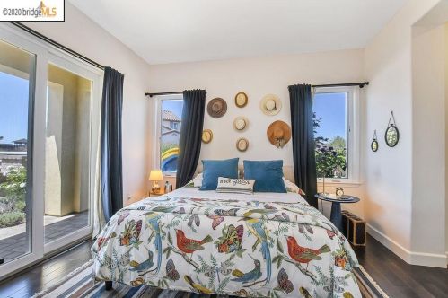 13445 Campus Dr, Oakland CA  94619-3711 exterior