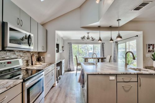 8861 Baypine Dr, Destin FL 32550-7827 exterior