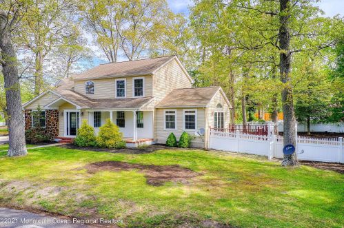 2278 Burroughs Ave, Northfield NJ  08225-1063 exterior