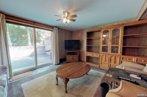 9 Brook Ave, Montvale NJ  07645-2101 exterior