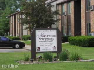 8575 Old Maple Ave, Terre Haute, IN 47803-3962