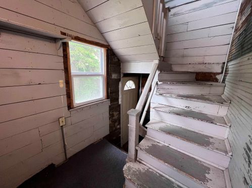 607 59 Ave, Duluth MN 55807-1908 exterior