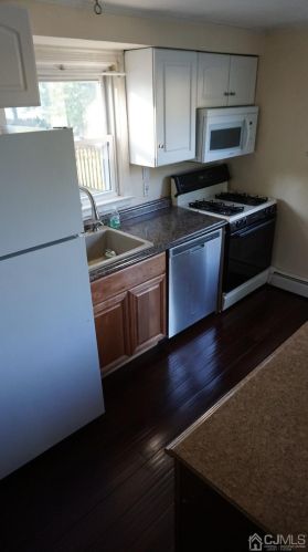 377 William St, Piscataway NJ 08854-6057 exterior