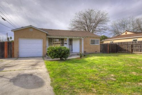 515 Bennett Ave, Modesto, CA 95351-1803