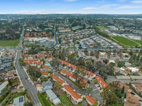 353 Windy Ln, Vista CA  92083-5766 exterior