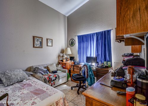 3822 Blackhawk Dr, Glendale AZ 85308-9487 exterior