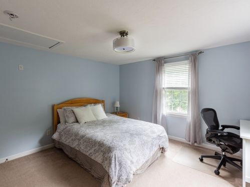 146 Tpke St, Easton MA 02375-1922 exterior