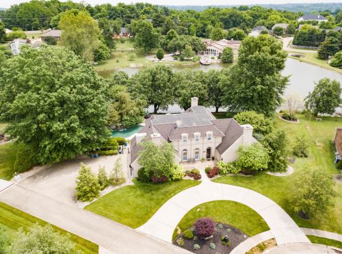 1076 Colina Dr, Covington, KY 41017-3741