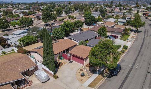 5567 Brunswick Ave, San Diego CA 92120-1903 exterior