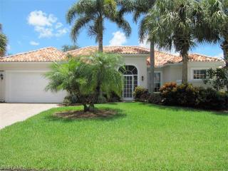 3392 Cerrito Ct, Naples, FL 34109-3358