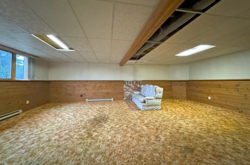 1782 Valley Rd, West Bend WI  53090-8929 exterior