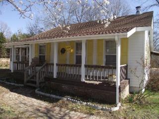 613 Gaither Hinson Rd, Waynesboro, TN 38485-7007