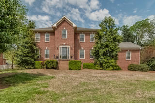 284 Saint Andrews Dr, Franklin, TN 37069-7076
