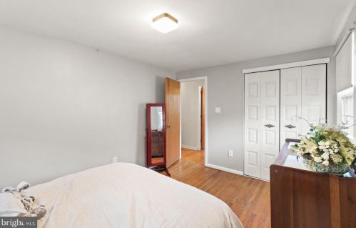 18 Aristone Dr, Berlin Boro NJ  08009-2254 exterior