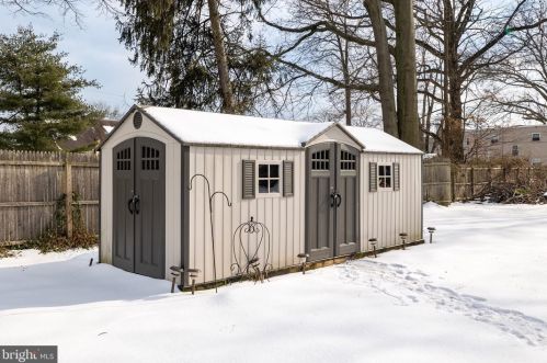 121 Chestnut St, West Deptford NJ  08051-1403 exterior