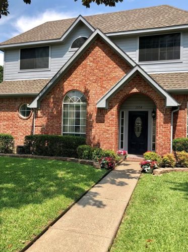 1004 Harness Ln, Richardson, TX 75081-2518