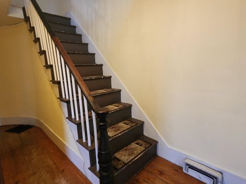 9 Hampstead Rd, Danville NH  03819-5100 exterior