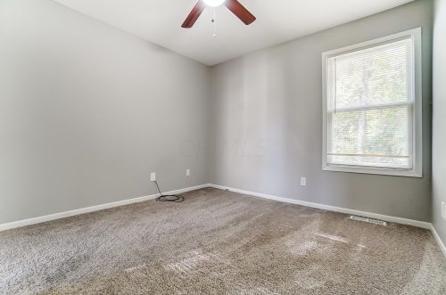 139 Crabapple Ln, Pataskala OH  43062-7074 exterior