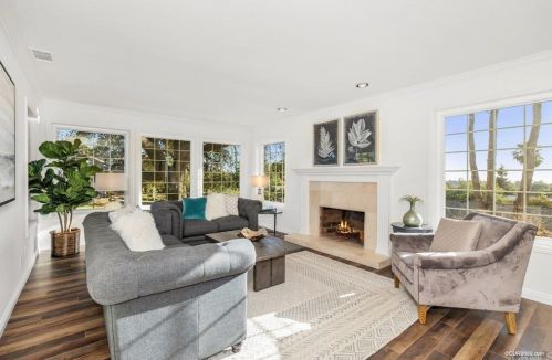 3542 Emma Rd, Vista, CA 92084-6621