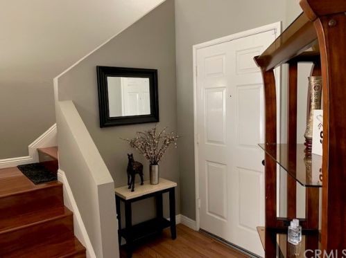 697 Lark Ellen Ave, Covina, CA 91722-3474
