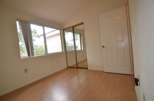 2914 Mobley St, San Diego CA 92123-3037 exterior