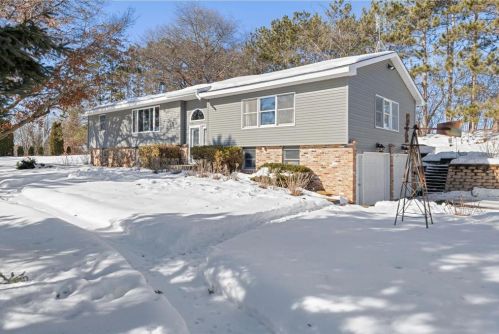 1206 140th Ave, New Johannesburg, WI 54017-6630