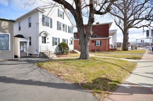 12 Poquonock Ave, Windsor CT  06095-2508 exterior