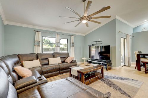 3202 Seaboard Ave, Palm City FL  34990-3107 exterior