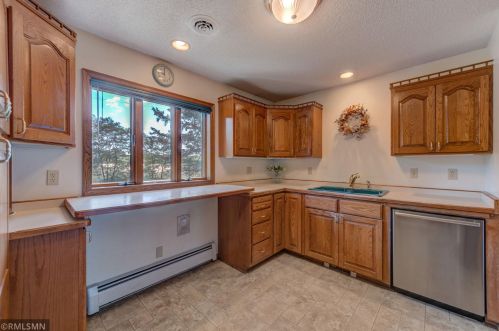 2244 127th St, New Johannesburg WI  54017-6114 exterior