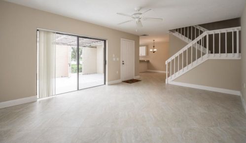 211 2nd Ter, West Palm Beach, FL 33418-3616