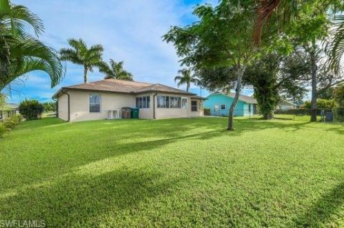 2738 4 Ter, Cape Coral FL  33991-1189 exterior