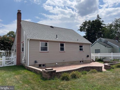 15 Whitman Ave, Stratford NJ  08084-1005 exterior