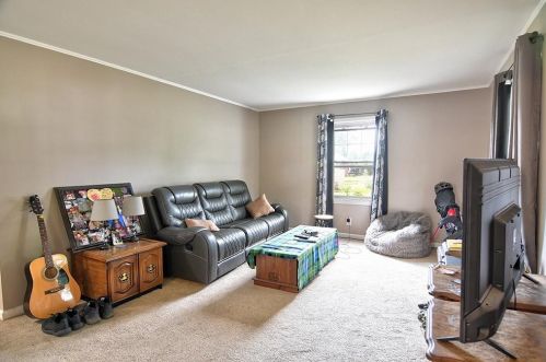 806 Richardson Dr, Liberty Township, OH 45042