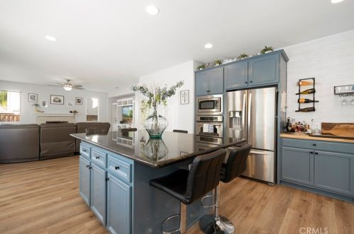 30770 Grand View Cir, Temecula CA  92591-7293 exterior