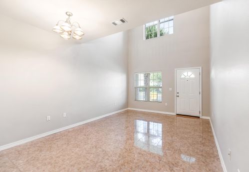1508 Bentley Cir, Fort Walton Beach, FL 32547-4990