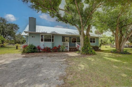 6385 Peterson Rd, Fort Pierce, FL 34947-4320