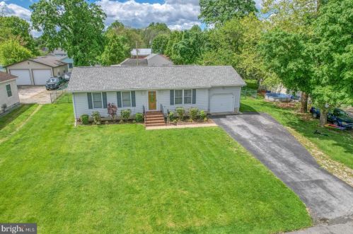 318 Broad St, Camden-Wy, DE 19934-1004